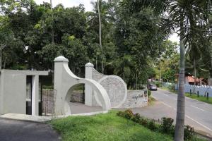 Aarya hotel