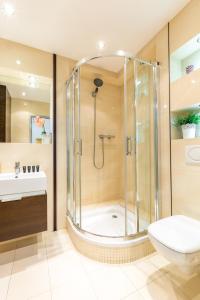 Friendhouse Apartments Angel City