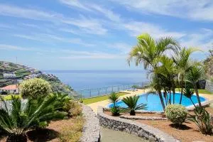 Peace Haven - Calheta