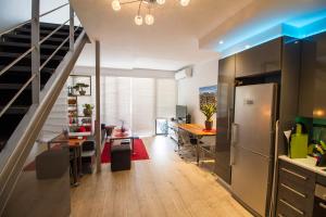 Trendy, Modern City Centre Apartment