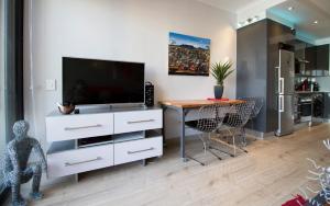 Trendy, Modern City Centre Apartment