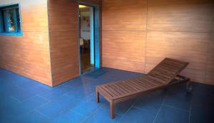 Apartment with Garden and Pool