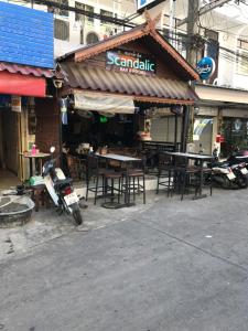 Scandalic Bar and Guest house