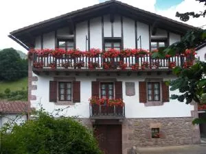 Casa Rural Bordaberea - Maya del Baztán