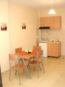 Dorana Apartments & Trekking Hotel