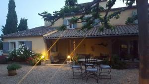 Pension Mas Destonge Roussillon Frankreich