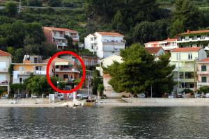 Apartment Podgora 6725a