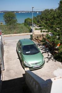 Apartments by the sea Tkon Pasman 6221