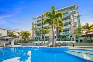 Akama Resort - River Heads