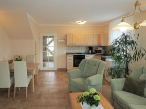 Modernes Apartment in Kühlungsborn mit Garten