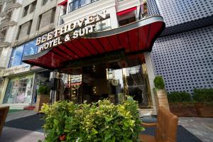 Beethoven Hotel & Suite