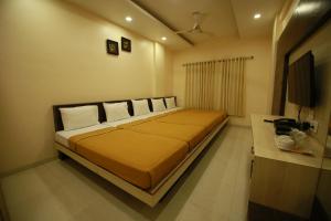 Hotel Madhuri Executive