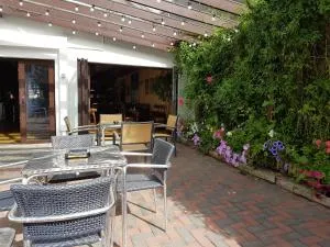 Myles Creek - 敦贝格