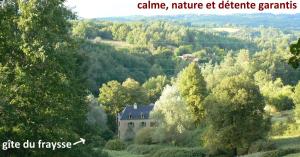 Maisons de vacances Les Gites du Fraysse, au paradis des oiseaux : Maison de Vacances