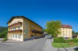 Hotel Freiensteinerhof Superior - Sankt Stefan ob Leoben