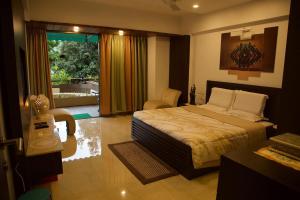 Lavasa Luxury Deck Apartment
