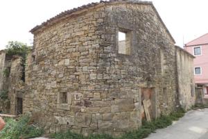 Apartments Padna Goja