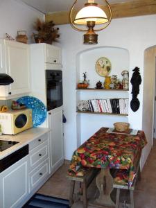 Maisons d'hotes AU VALLON ROUGE (Studio) : photos des chambres