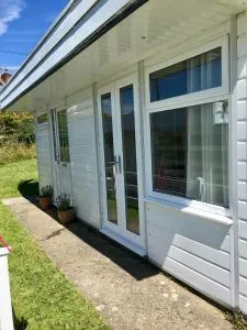 Coastal Cabin Chalet - Hayscastle Cross