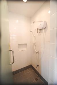 Pine Breeze Cottages