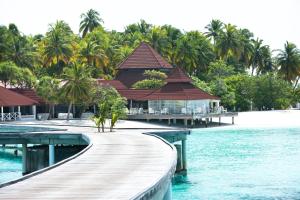 Diamonds Thudufushi Beach And Water Villas Hotel Review - 
