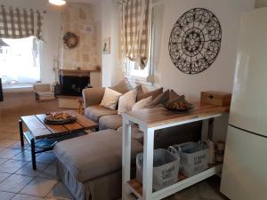 Cozy Cliff House - 4hvězdičkové hotely ve městě Nea Potidaea