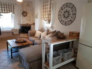 Cozy Cliff House - 尼坡帝