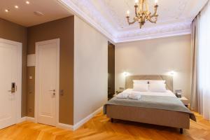 King Suite room in Italyanskaya 29