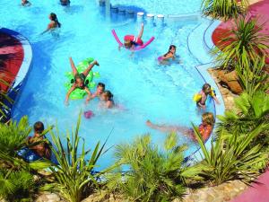 Lagrange Grand Bleu Vacances – Résidence Les Pescalunes