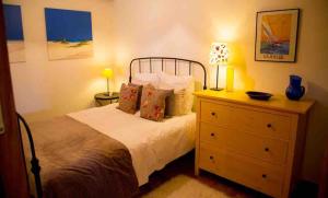 B&B / Chambres d'hotes Gites Boutique : Maison 3 Chambres