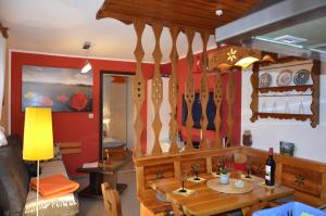 Ferieneinrichtungen Haus am Stein bei B