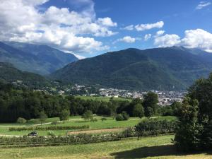 Appartements 35m2 Hauts d'Albertville Terrasse avec Vue : photos des chambres