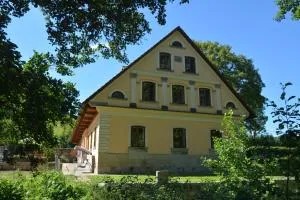 Bělský Dvůr - Bělý