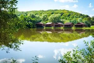 Tsisarske Urochyshe - Dovholuka