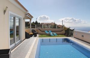 Villa with Private Pool room in Villa Dilis by OurMadeira