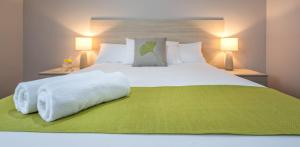 Mandala Ace Albany Hotel