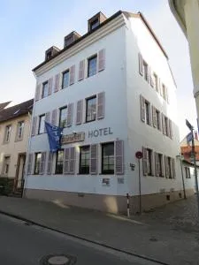 Hotel Trutzpfaff - Berghausen
