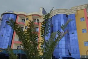 FATIMA HOTEL Ltd - 卡巴莱