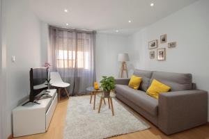 Acera del Darro, céntrico