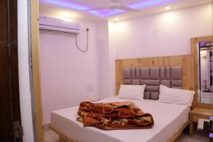 Backpackers Heaven New King - New Delhi Train Station
