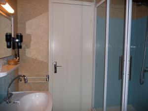 Hotels Hotel L'Amoulat : photos des chambres