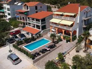 Dani Apartments - Grebaštica