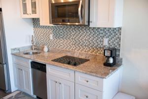 Sand & Surf - Direct OCEANFRONT Condo - Heated Pool - 180 degree view - Crescent Beach, Saint Augustine Florida