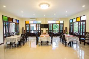 Oh Amphawa Boutique Resort