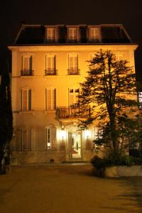 Hotels Hotel Montsegur : photos des chambres