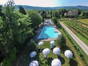 Spacious Holiday Home in Bucine with Private Pool