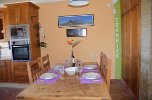 VIVIENDA VACACIONAL Casa Tajinaste