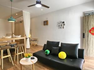 iBook Gurney Suites