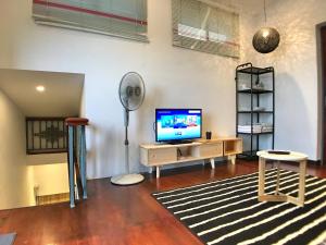 iBook Gurney Suites