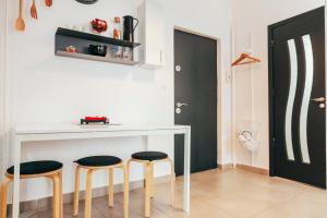 Chocolate Intercontinental Apartment